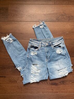 American Eagle Outfitters Distressed Light Blue Mom Jeans